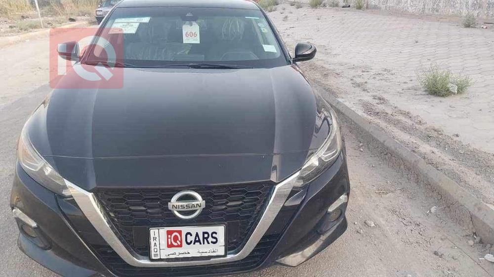 نیسان ئەلتیما